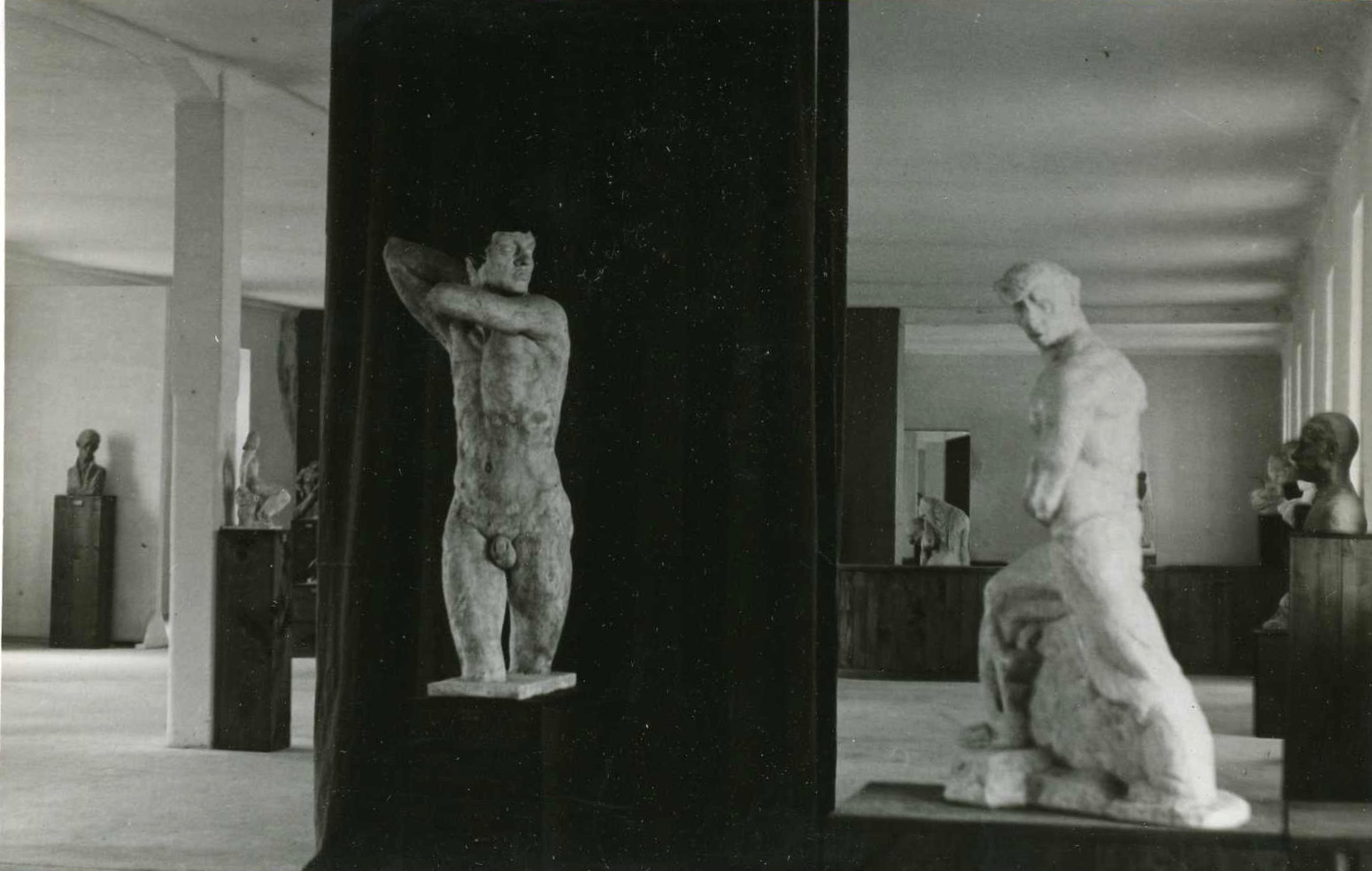 Moderna zbirka postav, II kat (razni autori), 1947.—1948., Fototeka Gliptoteke HAZU