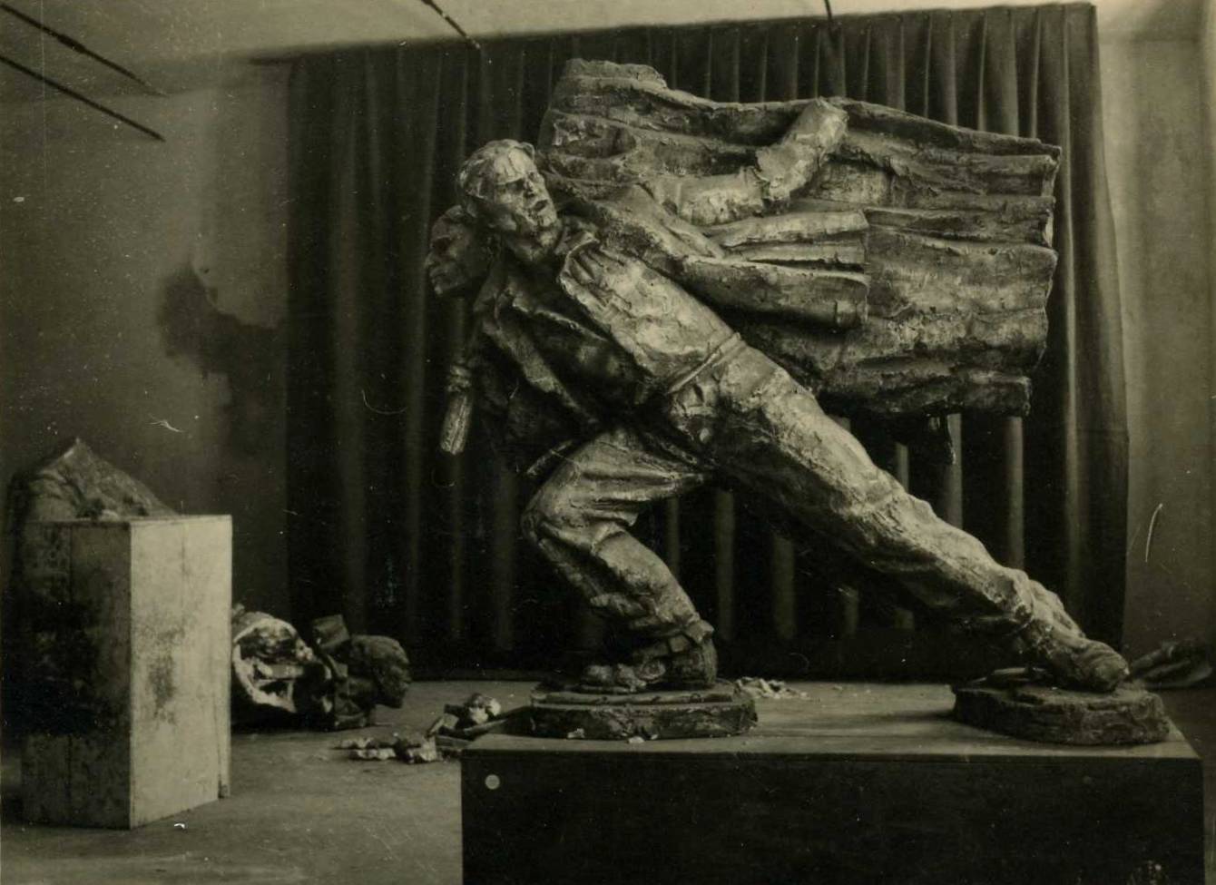 Uređenje dvorane A. Augustinčića u Gipsoteci, 1947., Fototeka Gliptoteke HAZU